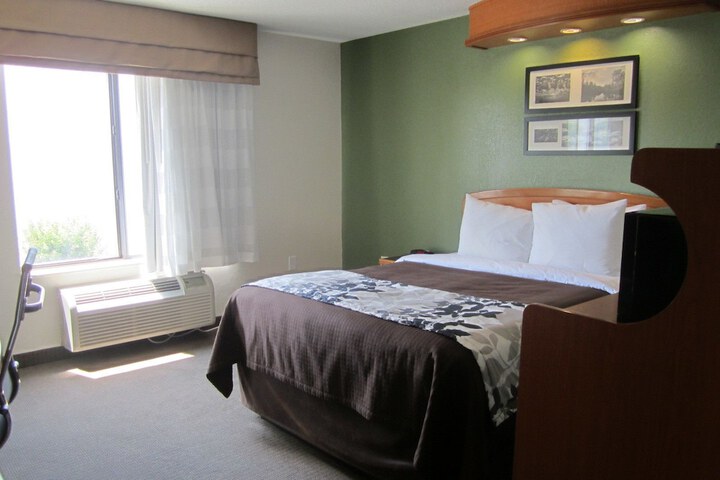 Clarion Pointe Albemarle