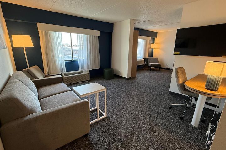Spark by Hilton Palatine Arlington Heights