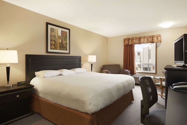Super 8 by Wyndham Edmonton International Airport