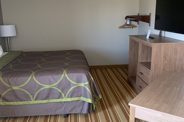 Room 40 of 60