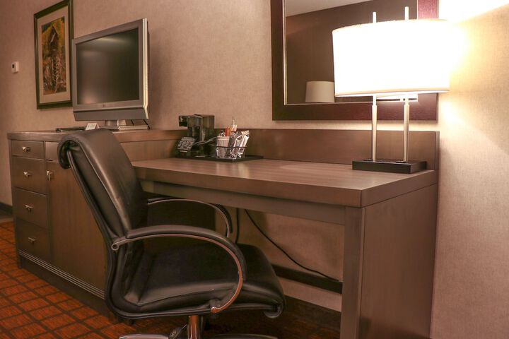 Room 40 of 73