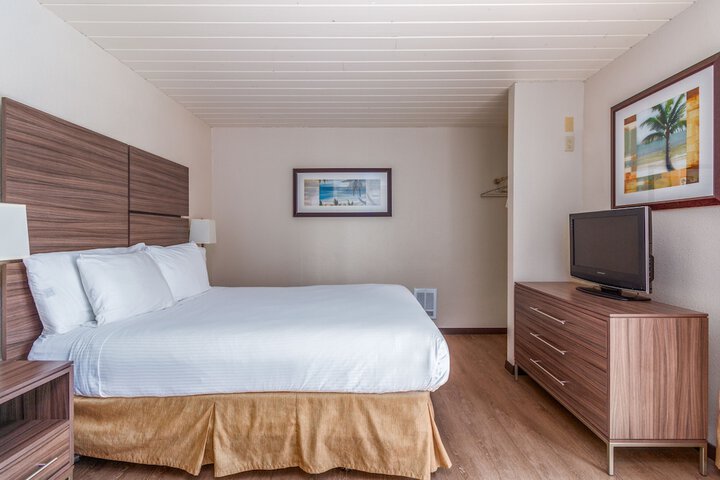 Room 18 of 43