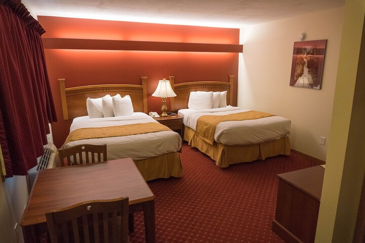 Room 26 of 39