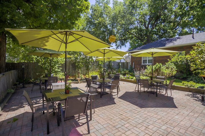 The Woodview Inn