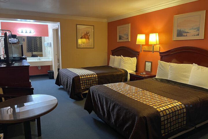 Room 16 of 23