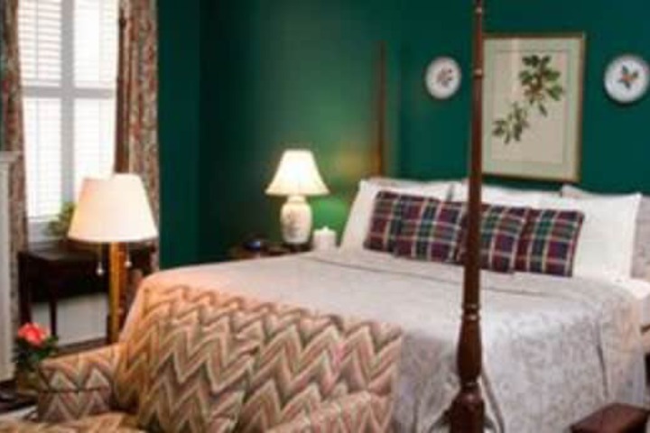1842 Inn