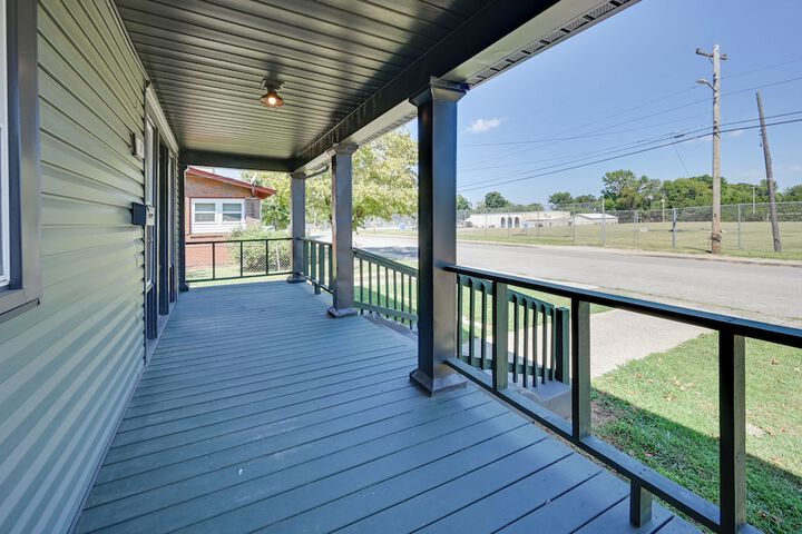 Hopkinsville Home: Walk to Downtown!