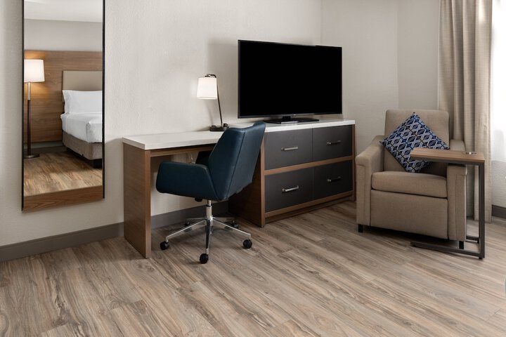 Room 44 of 55