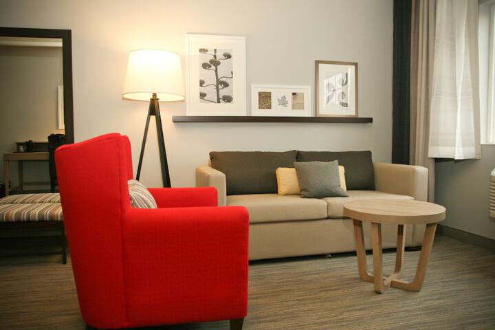 Room 26 of 43