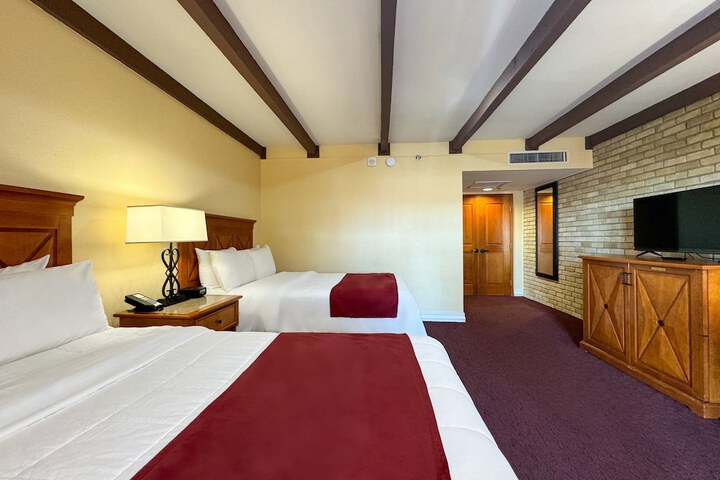 Room 42 of 75