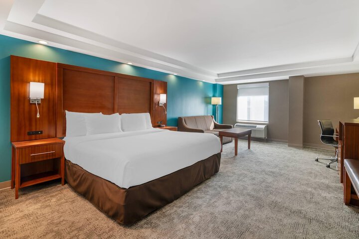 Comfort Inn Manchester Airport