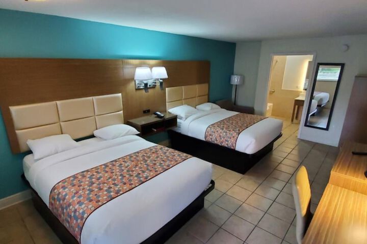 Beachside Resort Hotel
