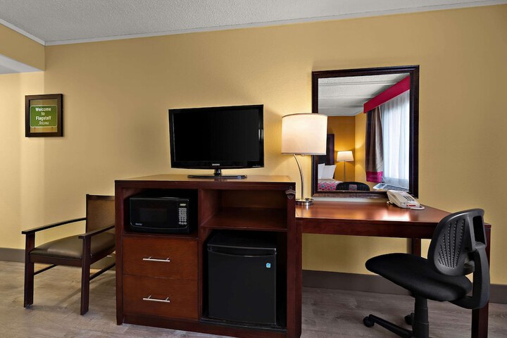Room 21 of 50