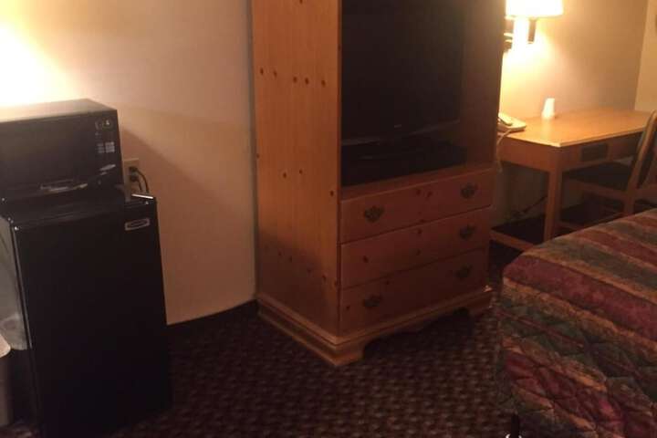 Room 26 of 27