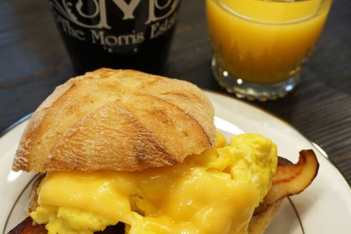 Breakfast/Coffee Service 60 of 100