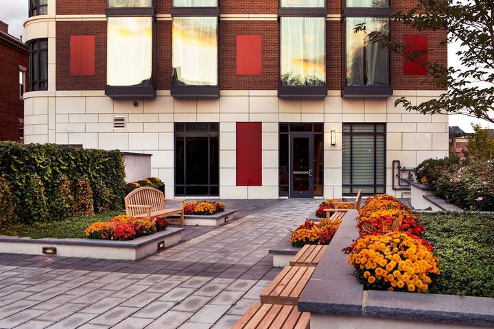 Hotel Exterior 48 of 49