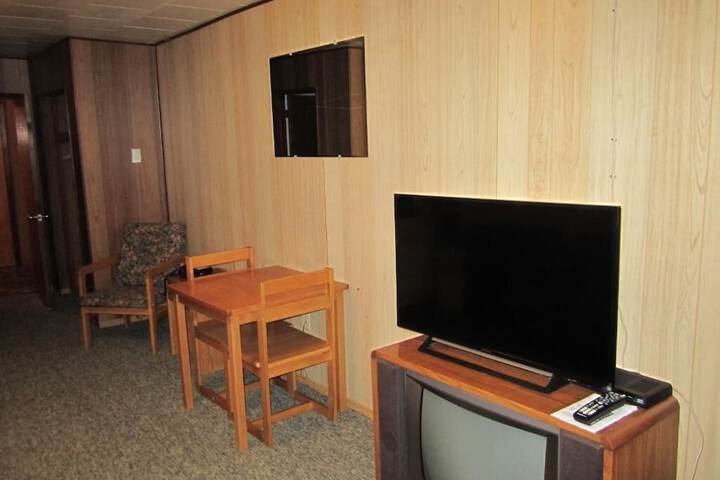 Room 34 of 48