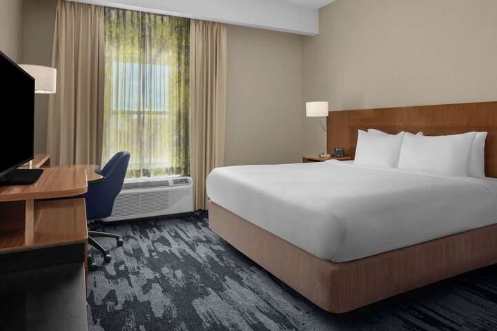Room 22 of 40