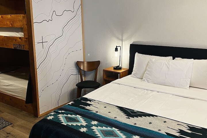 Jackalope Motor Lodge