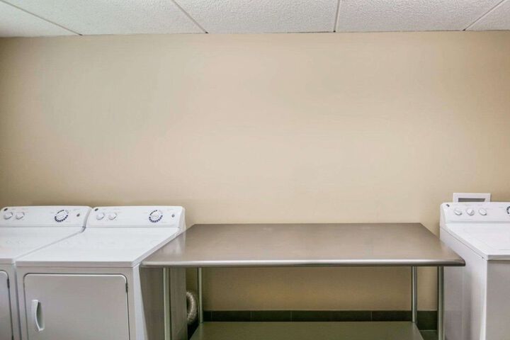 Room 16 of 41