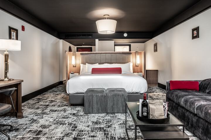 Bottleworks Hotel