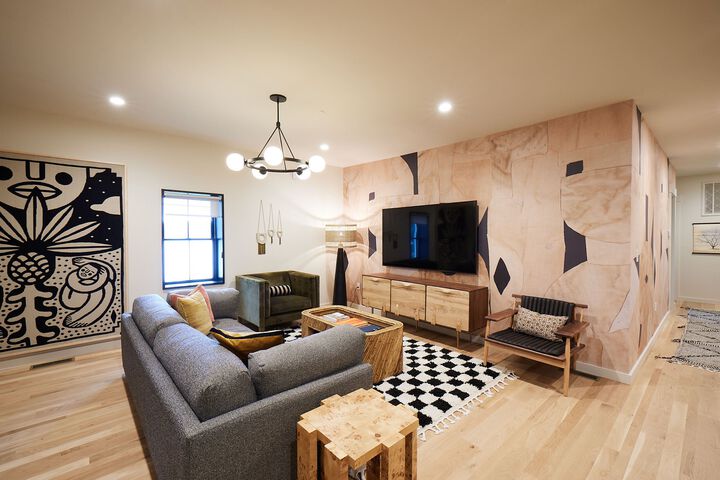 Hudson River Way by Woodstock Way Hotel