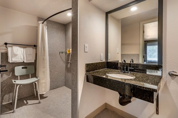 voco Kissimmee Orlando by IHG