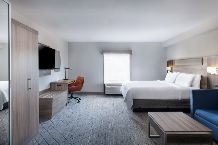 Holiday Inn Express Atlanta West - Theme Park Area by IHG