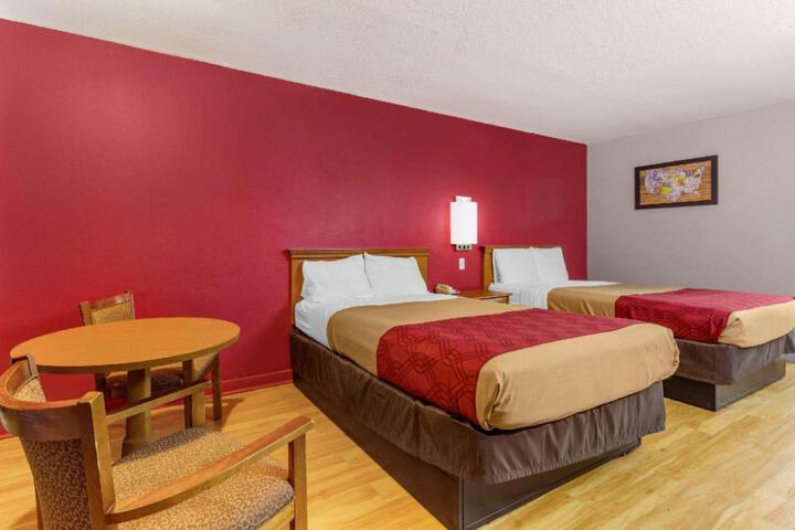 Econo Lodge Wichita Falls Downtown