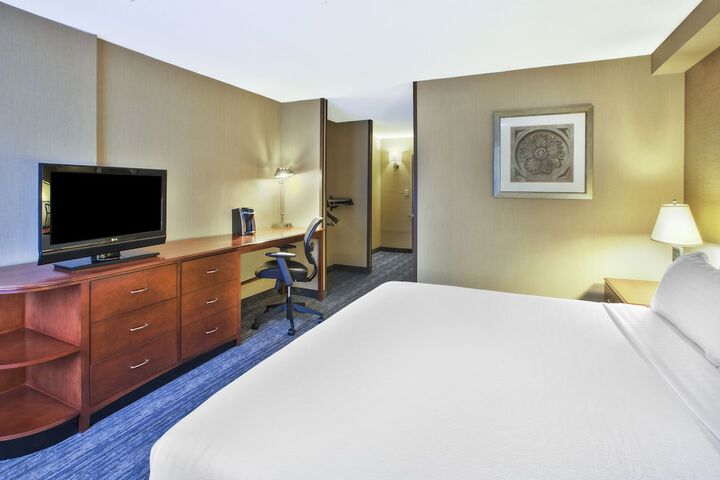 Room 13 of 41