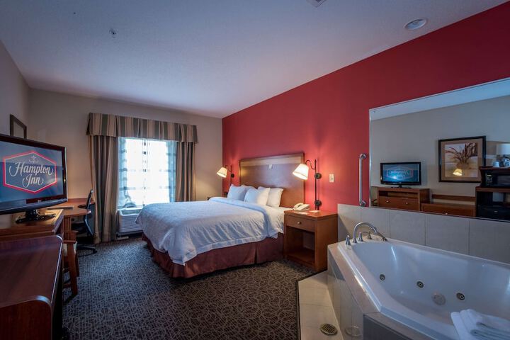Room 10 of 29