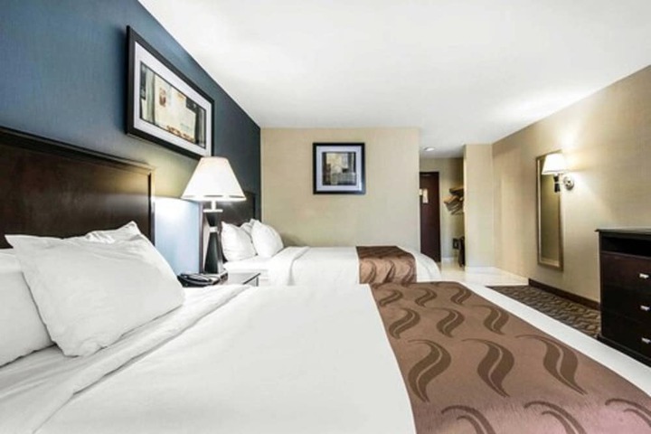 Room 41 of 46
