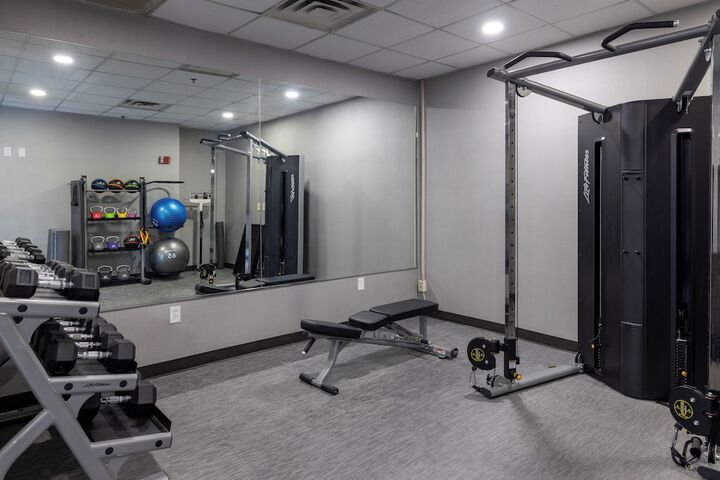 Courtyard by Marriott North Charleston Airport / Coliseum