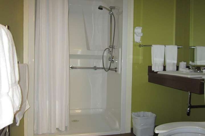 Room 22 of 40