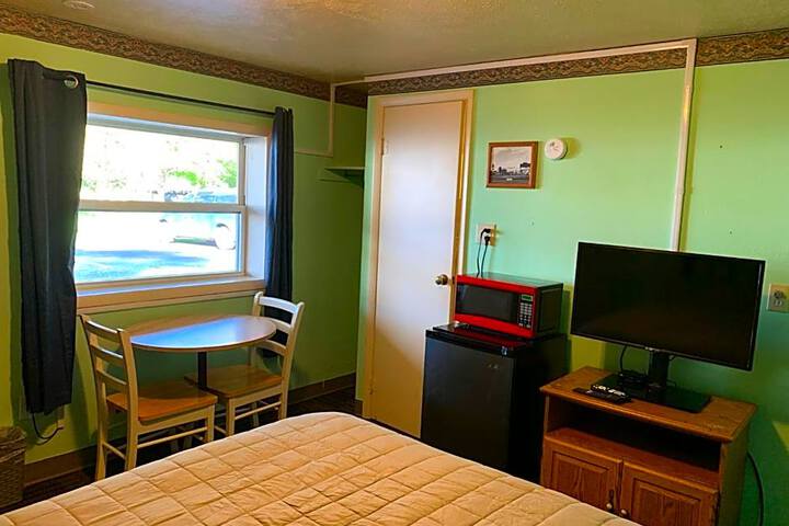 Tour Inn Motel
