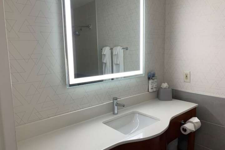 Holiday Inn Express Akron NW - Fairlawn by IHG