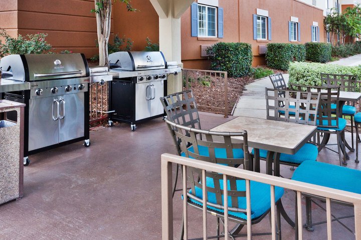 Terrace/Patio 20 of 22