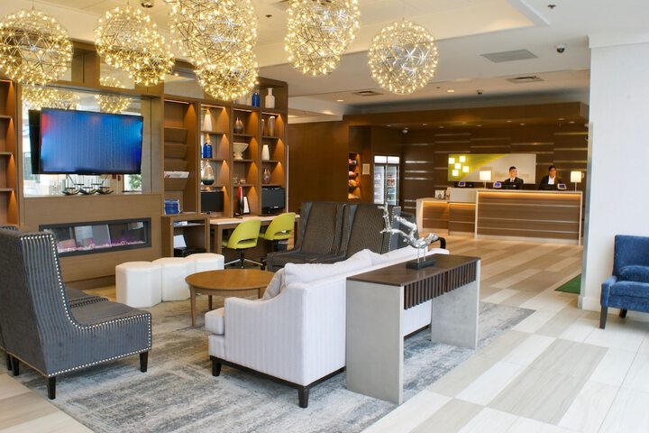Hotel Interior 9 of 43