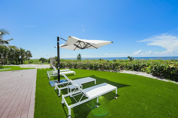 Casey Key Resorts - Beachfront