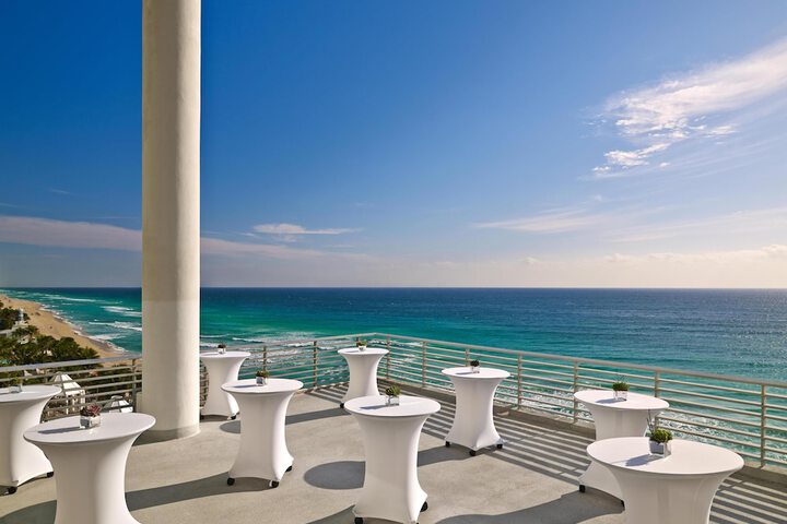 Signia by Hilton Diplomat Beach Resort