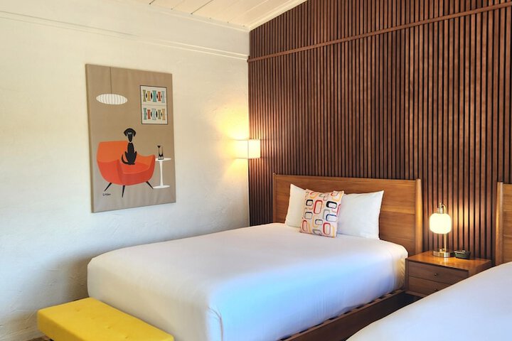 Contenta Inn