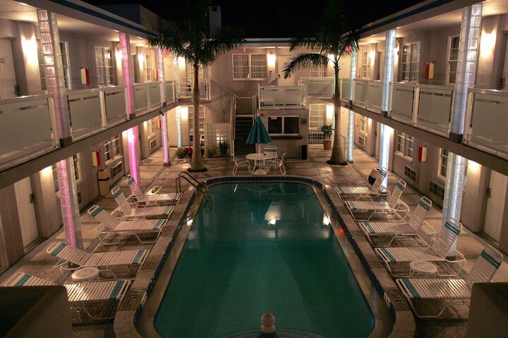 Pool 9 of 38
