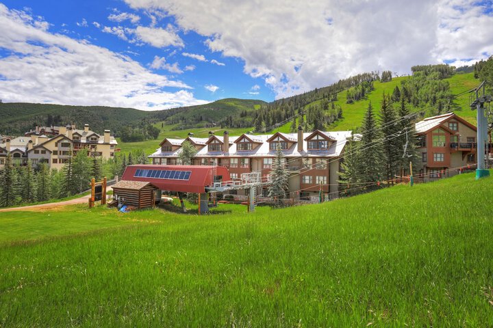 Hotel 5 of 95