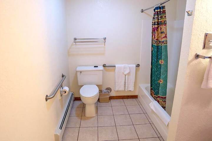 Room 15 of 31