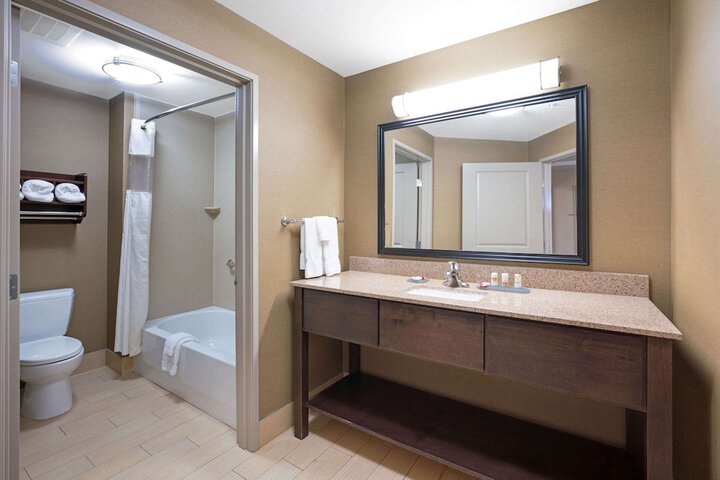 La Quinta Inn & Suites by Wyndham Bellingham