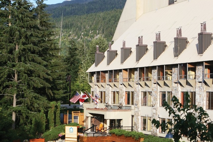 Hotel 7 of 64