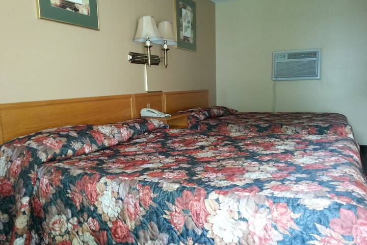 Room 42 of 47