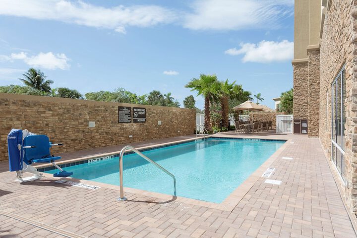 Pool 4 of 34