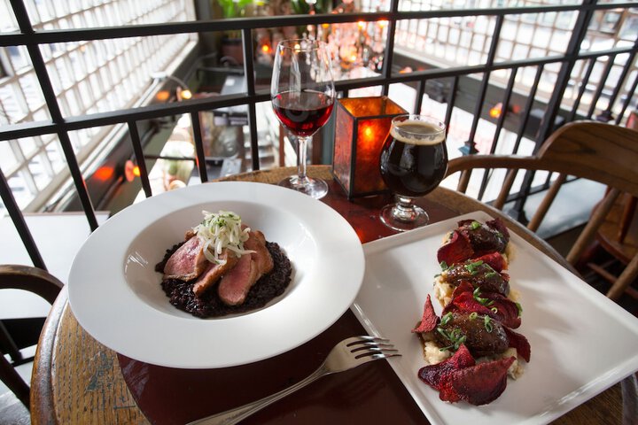 Dining 72 of 98