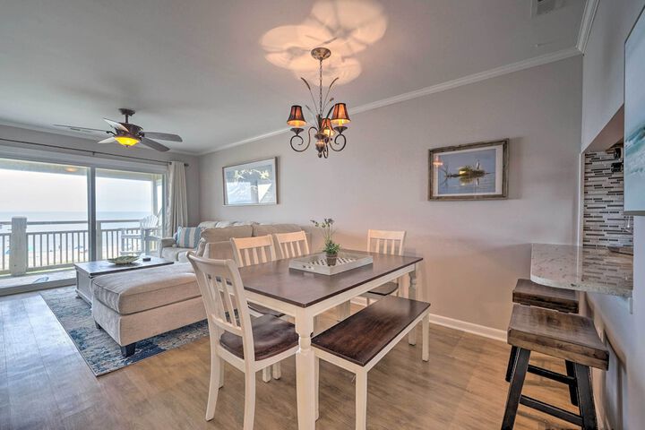 Beachfront Condo w / Unobstructed Ocean Views!
